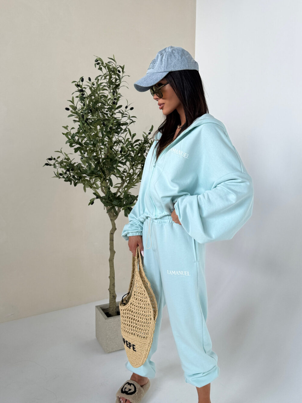 Shop Secondary Image